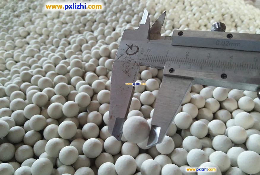 Inert ceramic balls Inert ceramic balls