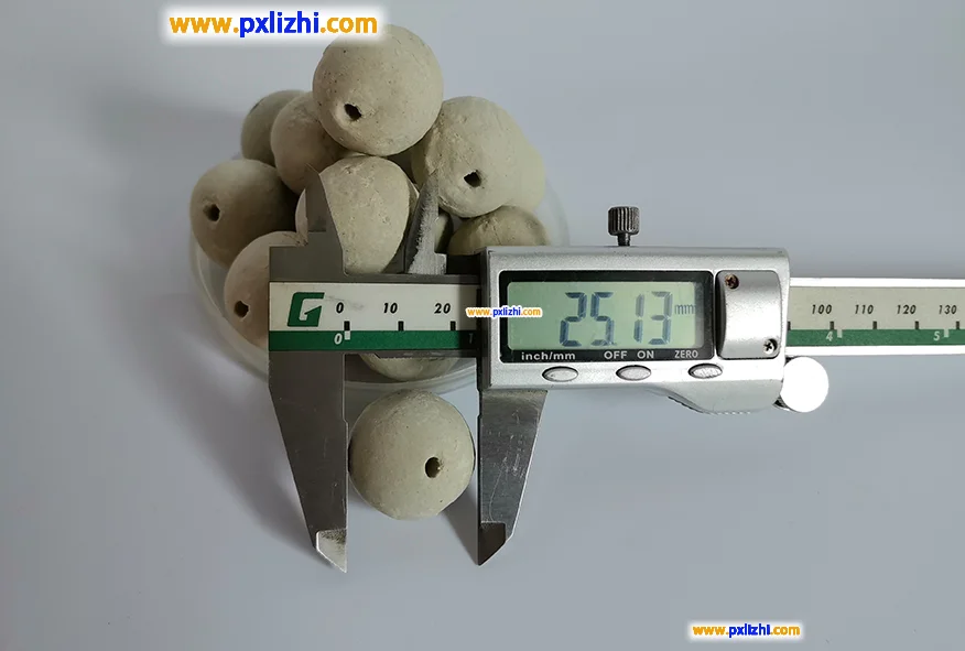 Catalyst ceramic balls