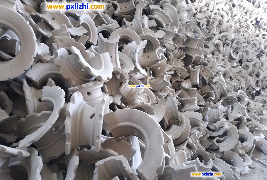 Ceramic packing rings