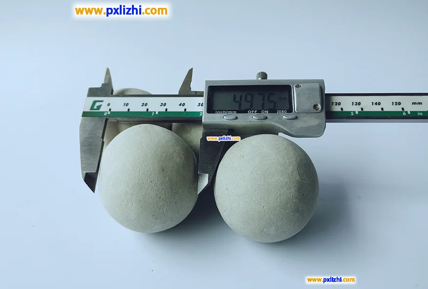 Alumina ceramic ball